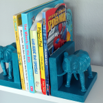 Plastic_Elephant_Book_Ends_8